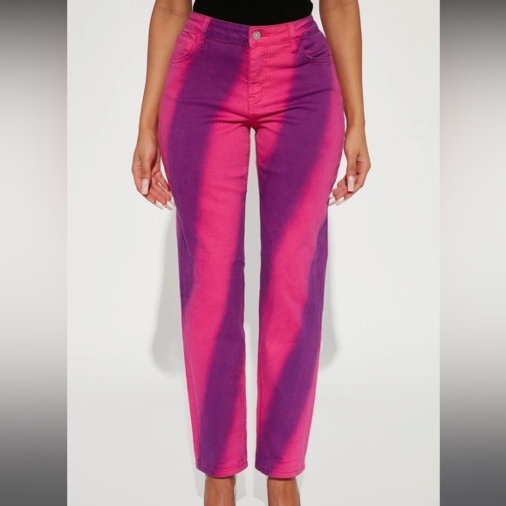 High Rise Slim Straight Leg Jeans | Size: 7